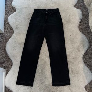 Ur an outfitters stretch cowboy Jean